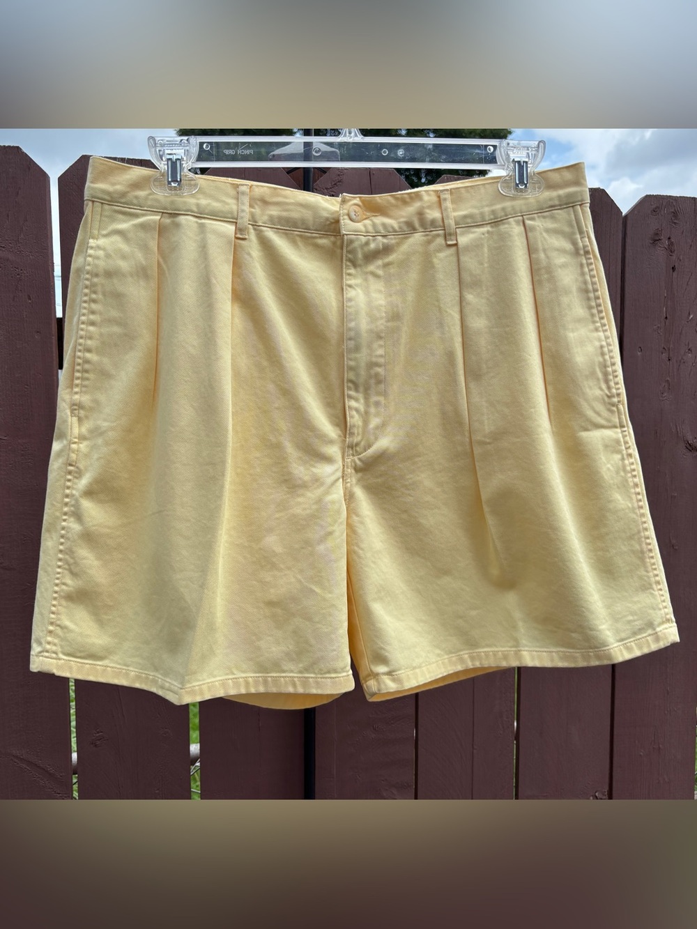 Vintage Polo by Ralph Lauren Men’s Light Yellow Double Pleated Shorts Size 36